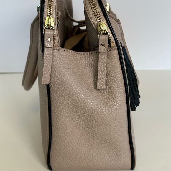 Kate Spade leather satchel bag with removable strap in taupe w/ black trim. - Picture 7 of 16